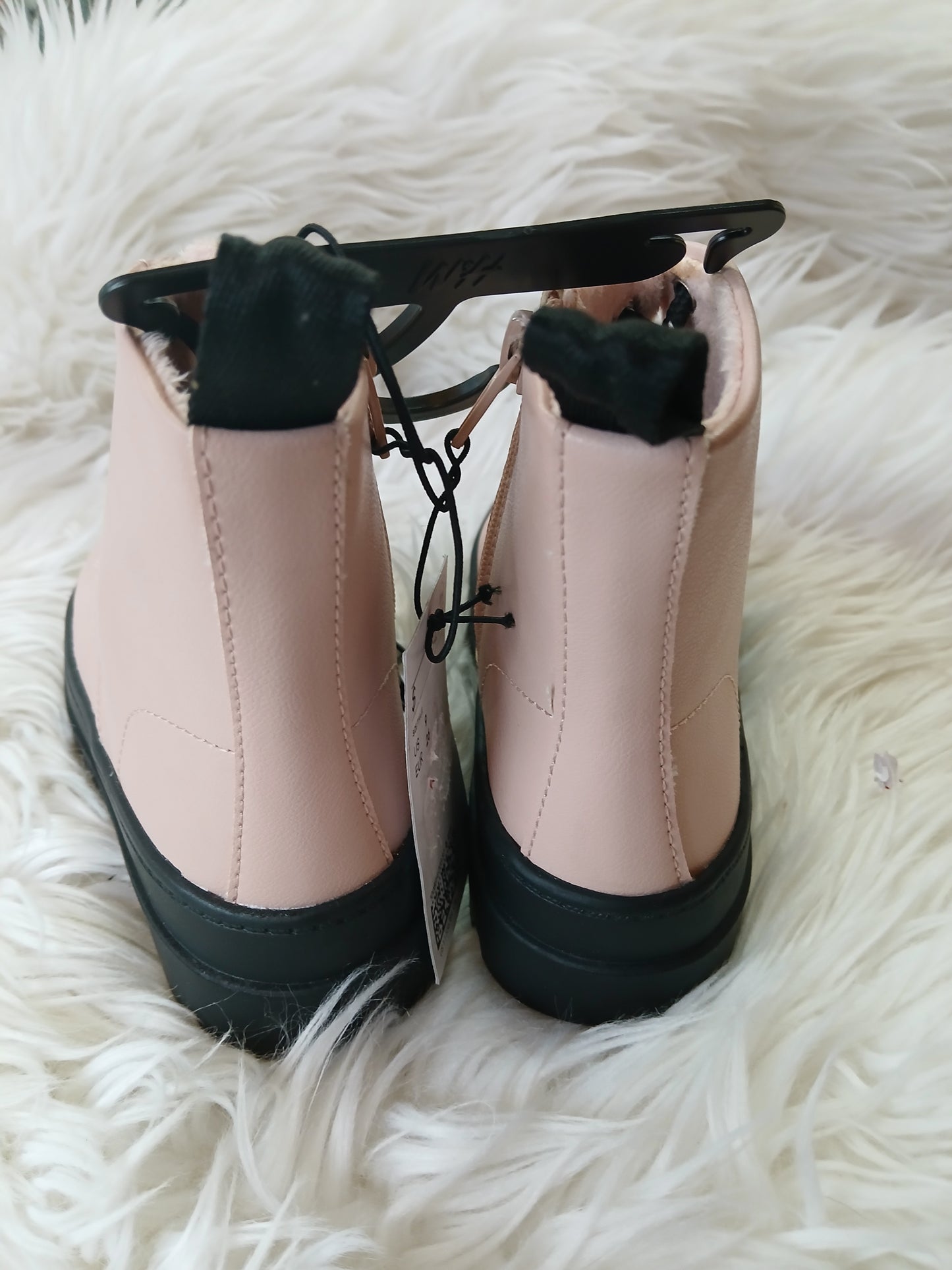 Nwt girls H&M pink combat boots