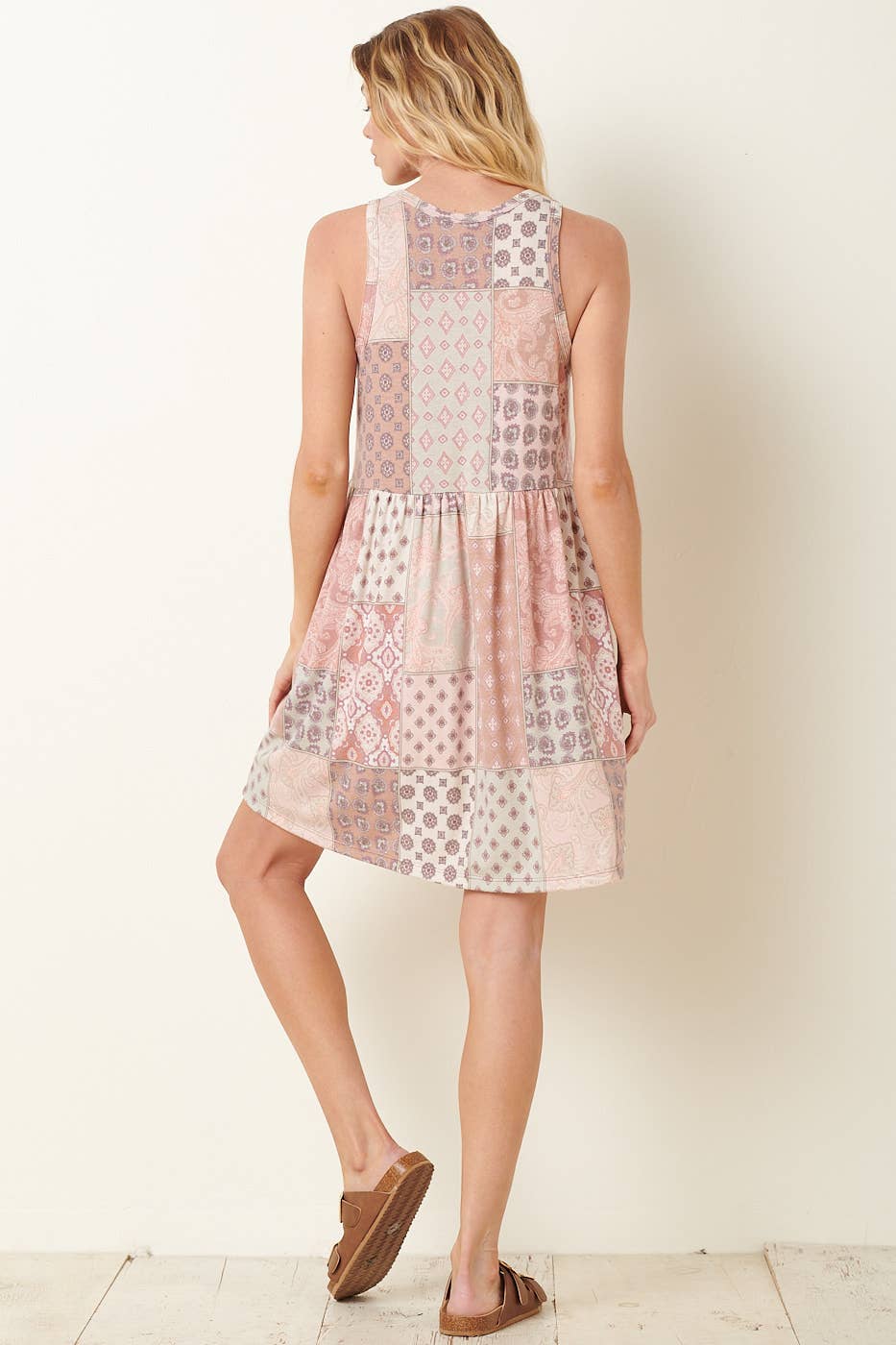 PATCH PRINT ROUND NECK BABYDOLL MINI DRESS