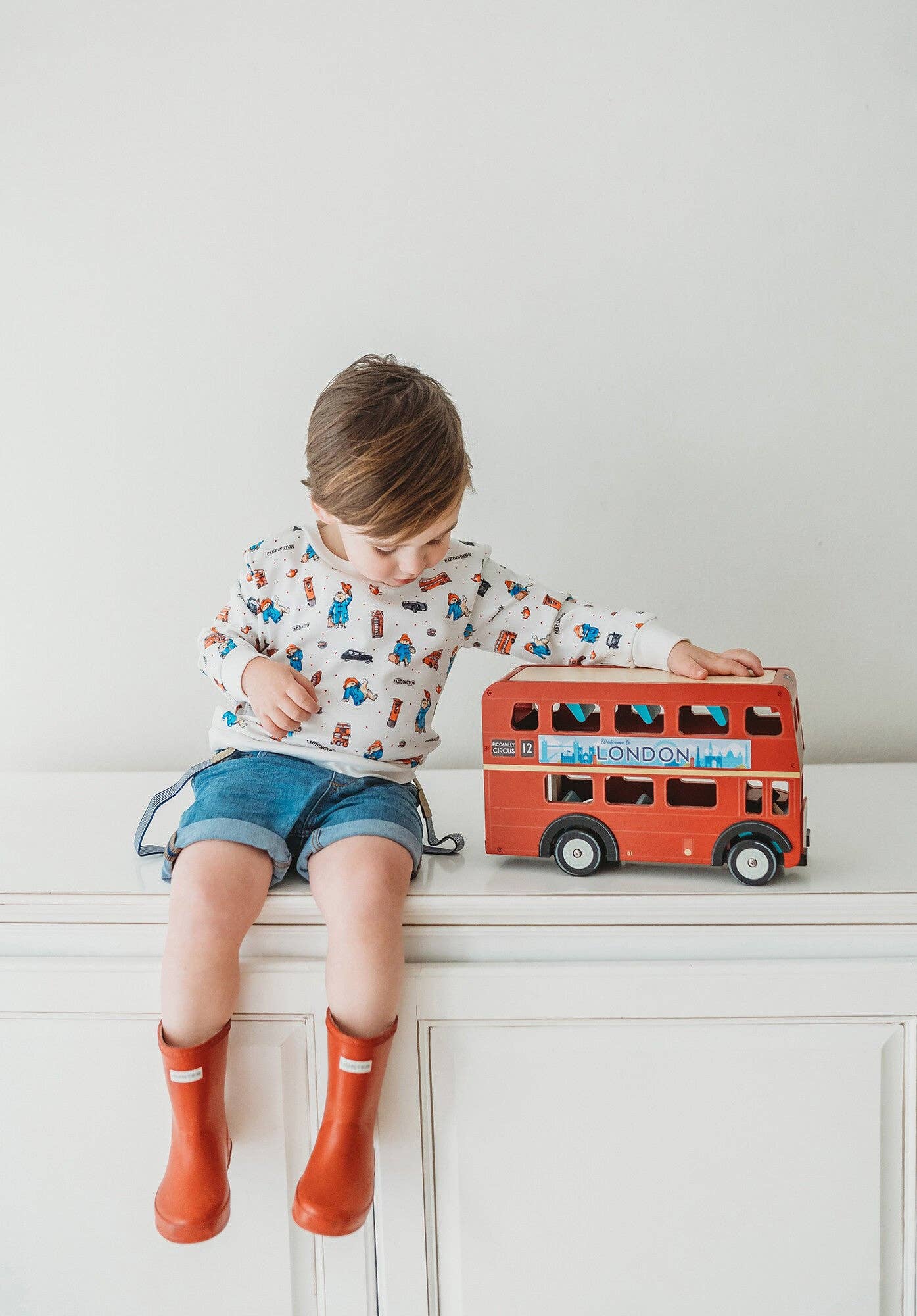 London Paddington™ | Kids' Organic Crewneck Sweatshirt